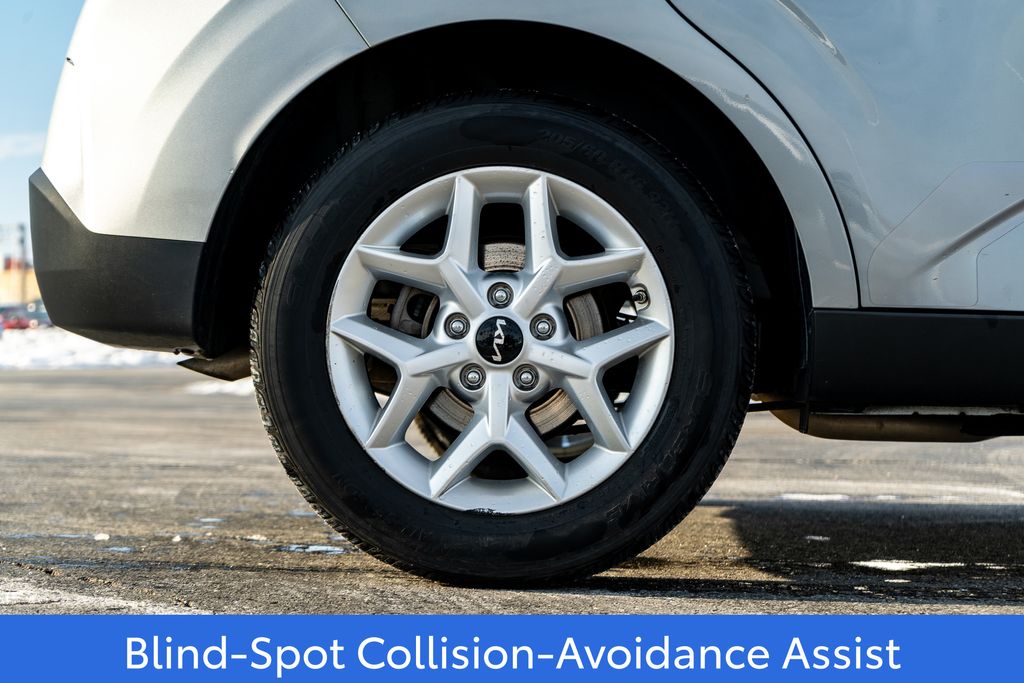 2024 KIA SOUL - Image 9