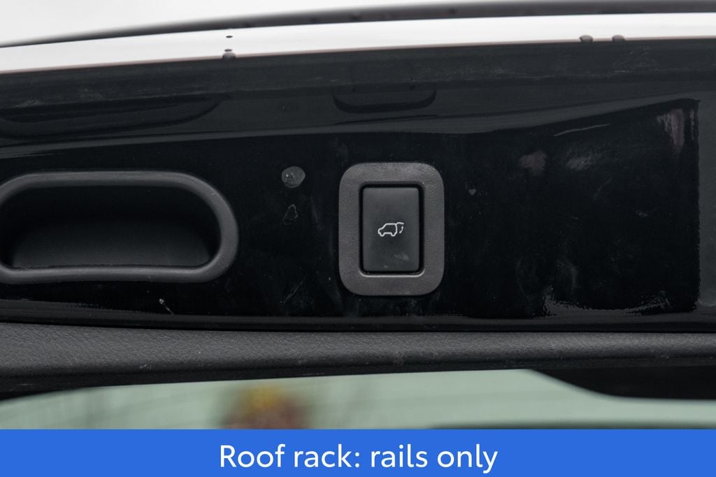 2015 TOYOTA HIGHLANDER - Image 11