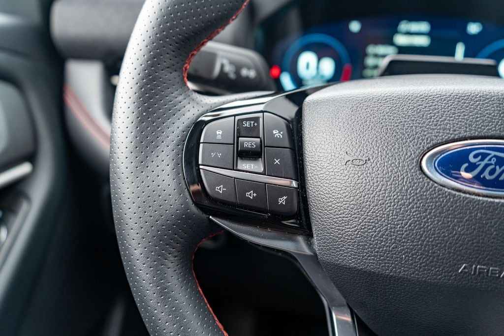 2025 FORD EXPLORER - Image 23