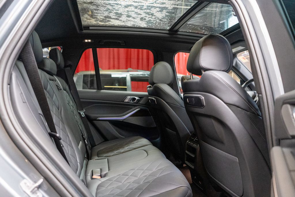2026 BMW X5 - Image 16