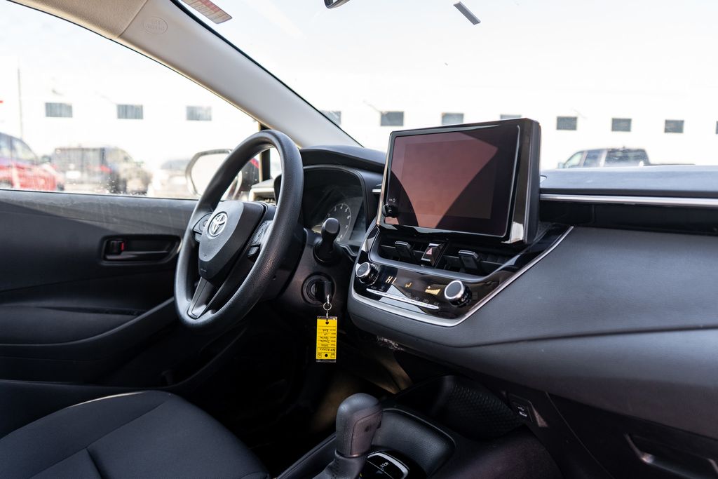 2024 TOYOTA COROLLA - Image 11