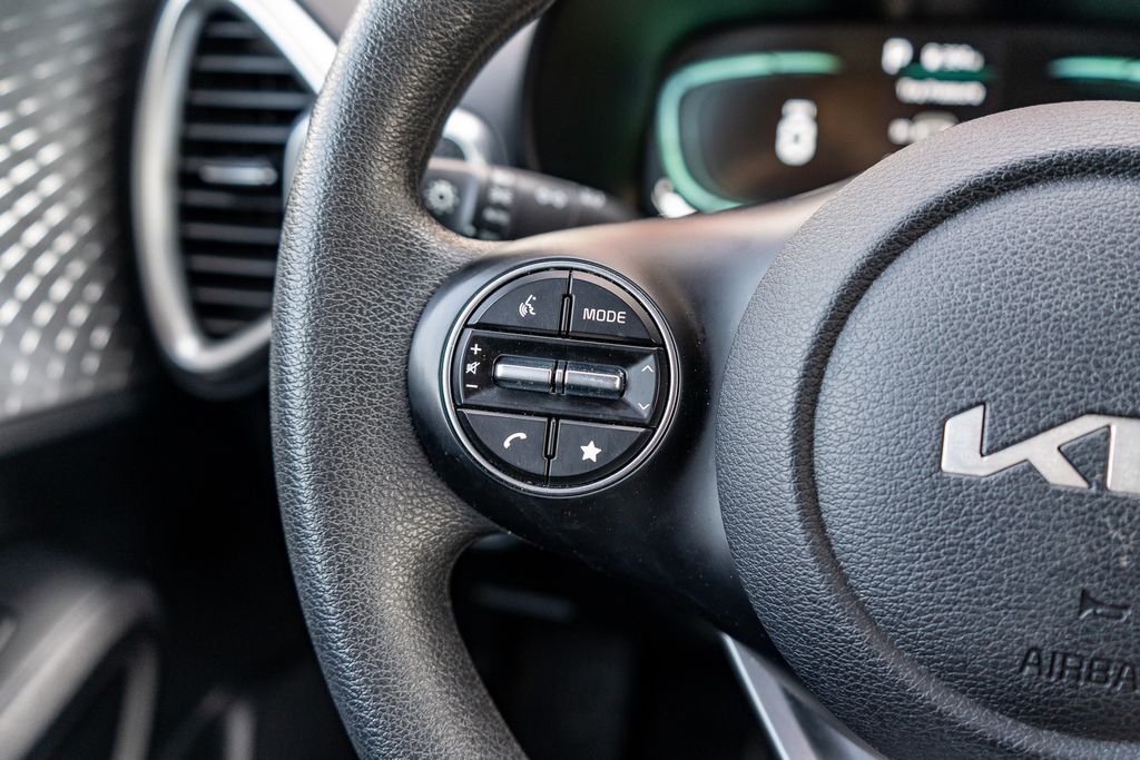 2024 KIA SOUL - Image 22