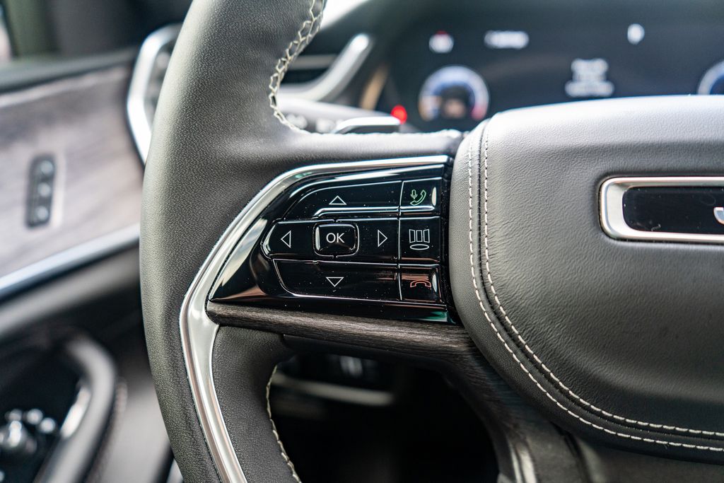 2023 JEEP GRAND CHEROKEE L - Image 22