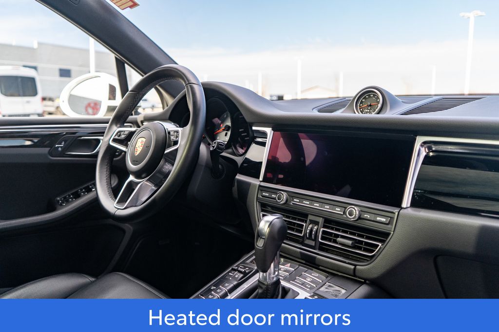 2021 PORSCHE MACAN - Image 12