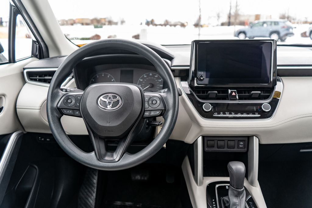 2023 TOYOTA COROLLA CROSS - Image 15