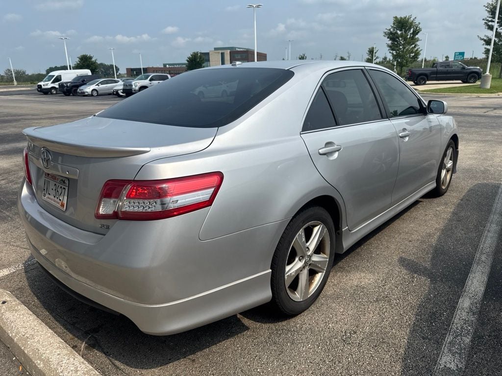Used 2011 Toyota Camry SE Sedan