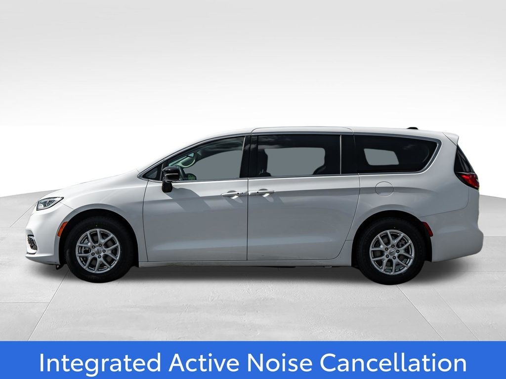 Used 2024 Chrysler Pacifica Touring L Van Passenger Van