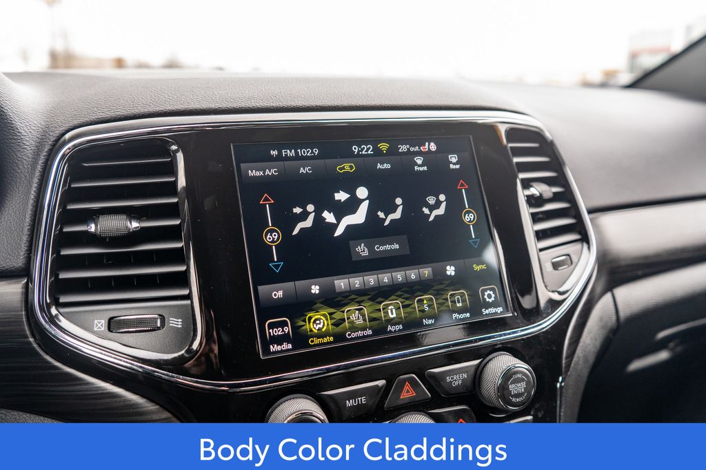 2022 JEEP GRAND CHEROKEE - Image 30