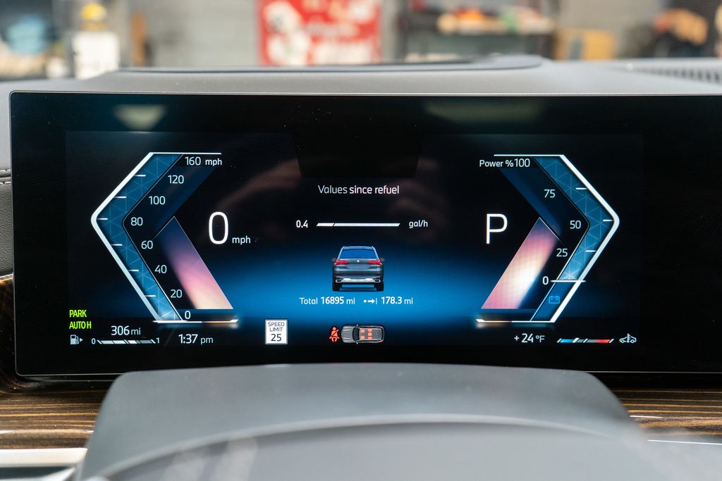 2026 BMW X5 - Image 29