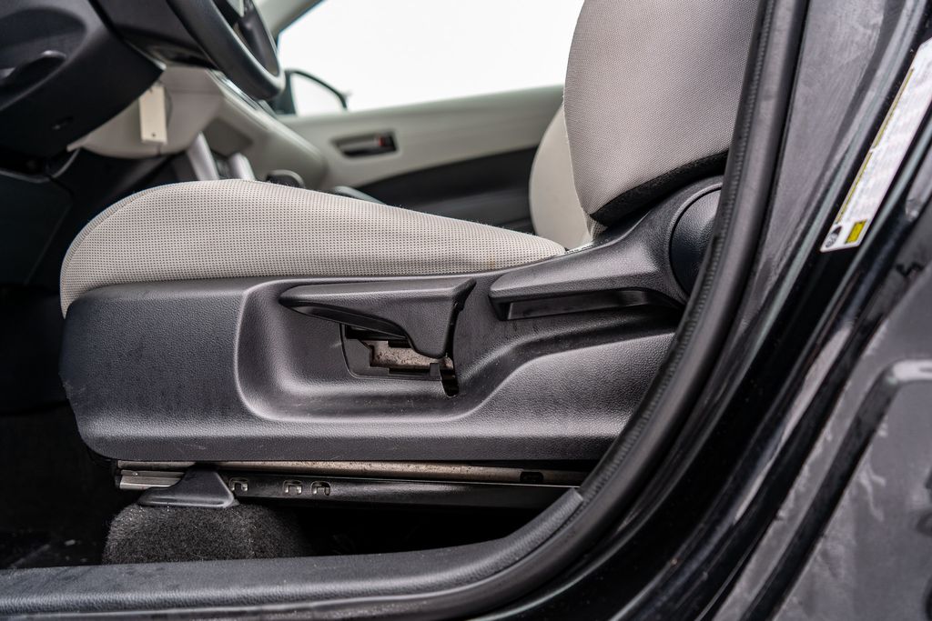 2023 TOYOTA COROLLA CROSS - Image 20