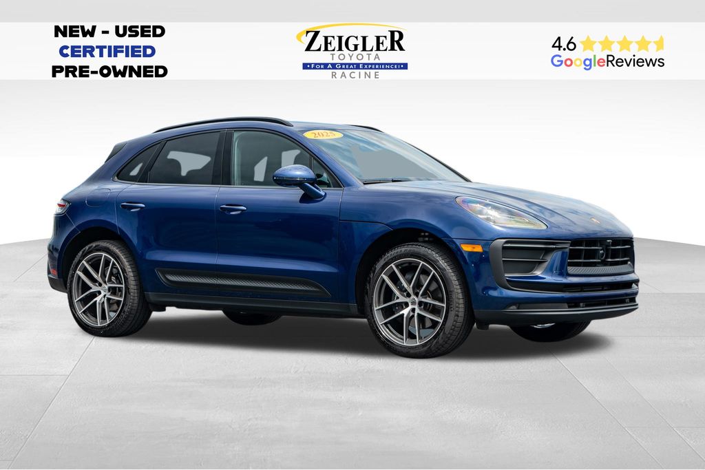 2025 Porsche Macan T's photo