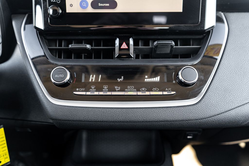 2024 TOYOTA COROLLA - Image 29