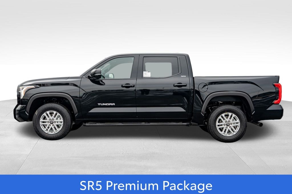 New 2026 Toyota Tundra SR5 SR5 CREWMAX 5.5