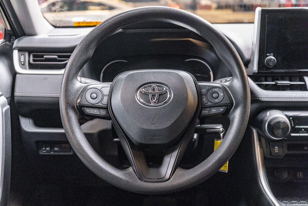 2024 TOYOTA RAV4 - Image 14