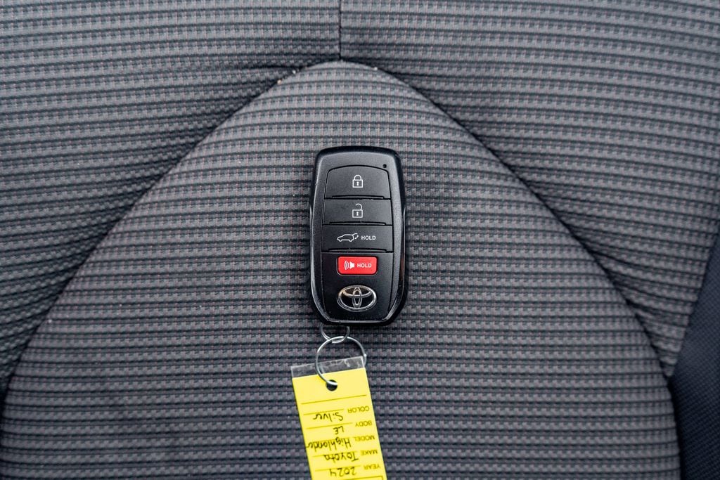 2024 TOYOTA HIGHLANDER - Image 34