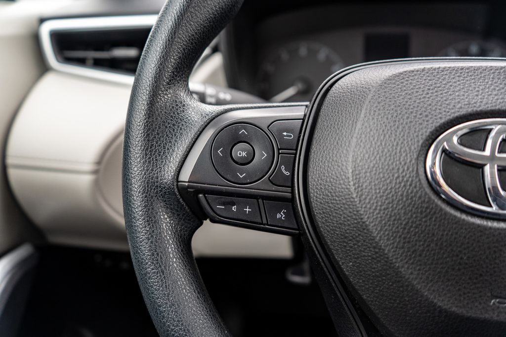 2023 TOYOTA COROLLA CROSS - Image 22