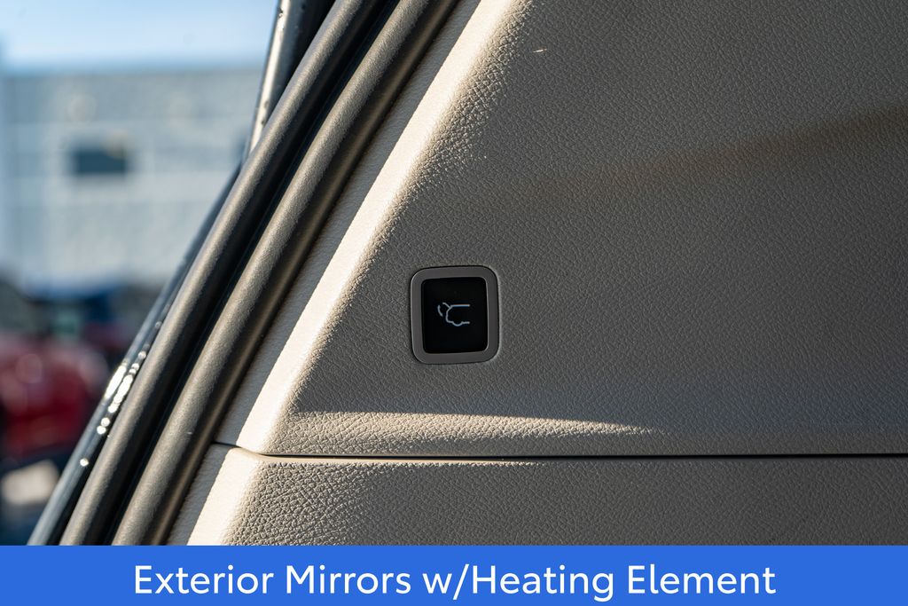 2024 CHRYSLER PACIFICA - Image 11