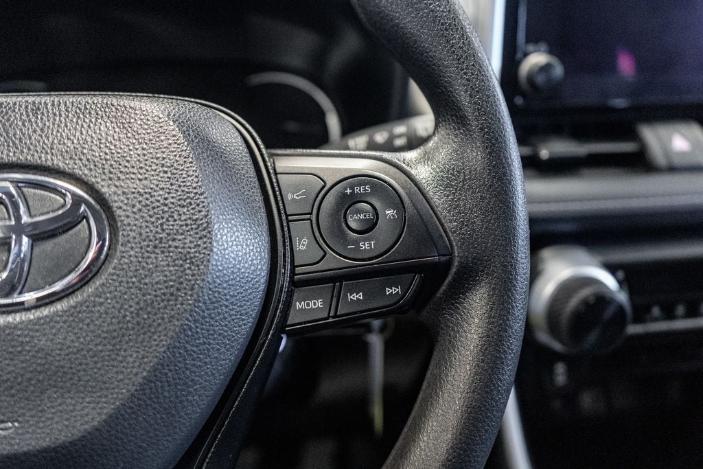 2024 TOYOTA RAV4 - Image 21