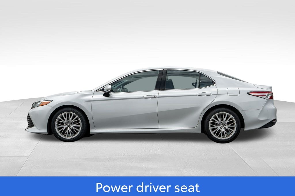 Used 2018 Toyota Camry XLE Sedan