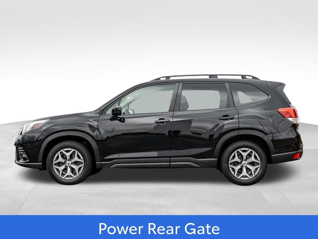Used 2023 Subaru Forester Premium SUV