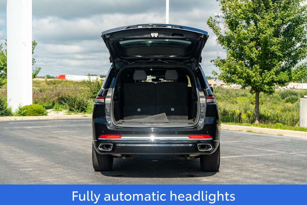 2023 JEEP GRAND CHEROKEE L - Image 10