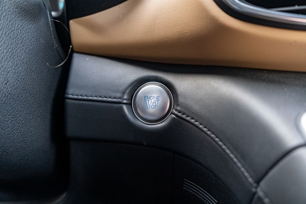 2022 HYUNDAI SANTA FE - Image 25