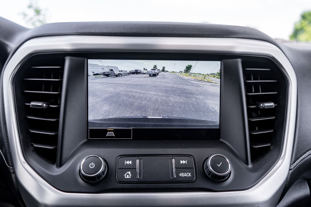 2023 GMC Acadia SLT - Photo 31