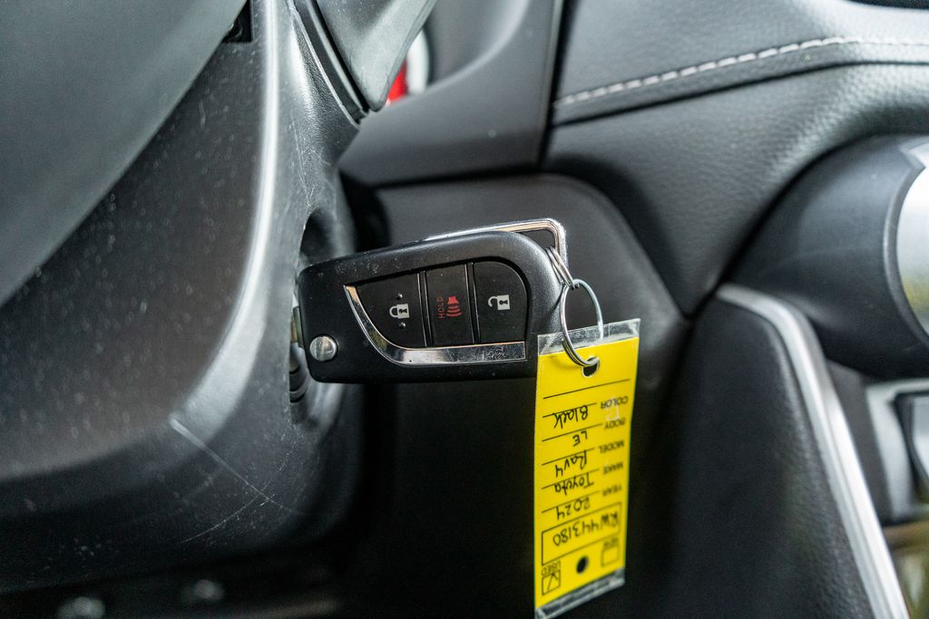 2024 TOYOTA RAV4 - Image 25