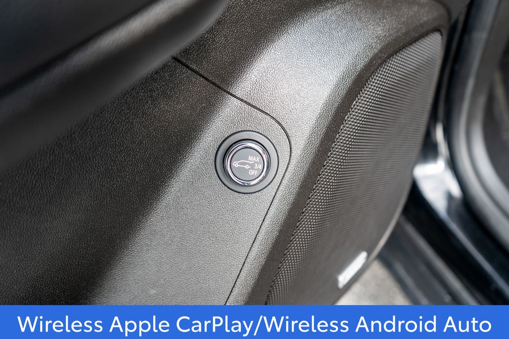 2023 GMC ACADIA - Image 19