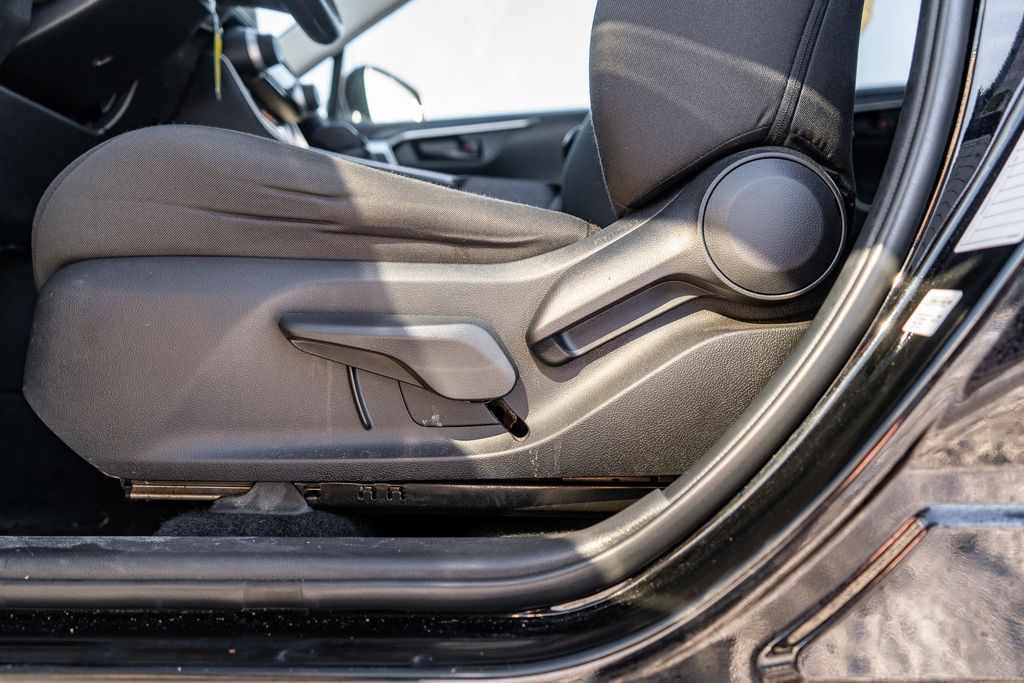 2024 TOYOTA RAV4 - Image 20