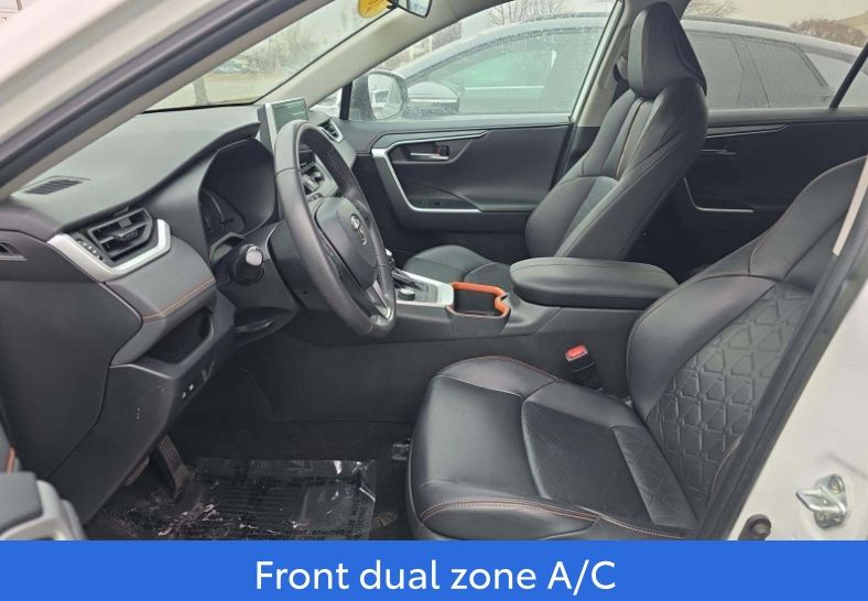 2023 TOYOTA RAV4 - Image 7