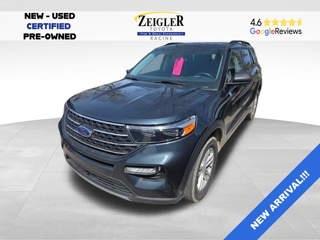 2024 Ford Explorer XLT 4WD's photo