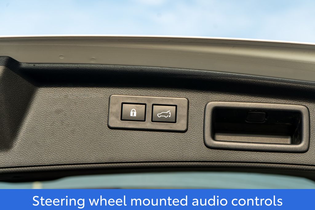 2024 SUBARU FORESTER - Image 11