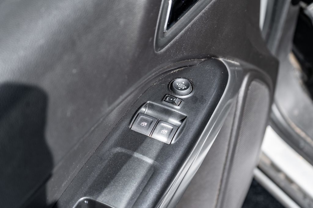 2016 Chevrolet Colorado LT - Photo 17