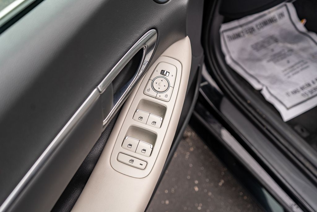 2023 HYUNDAI SONATA - Image 17