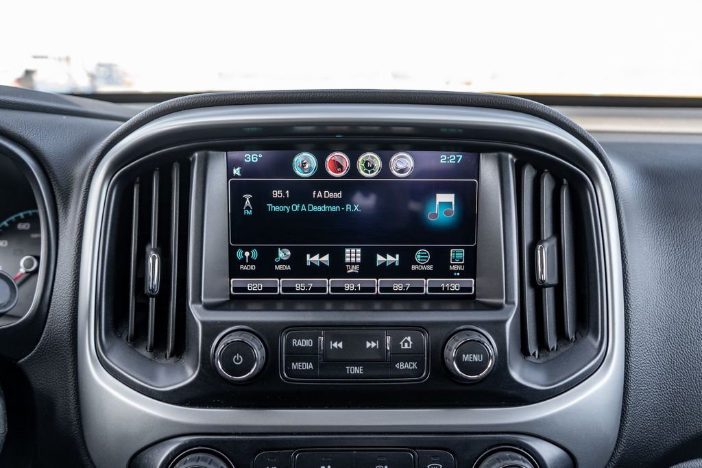 2016 Chevrolet Colorado LT - Photo 28