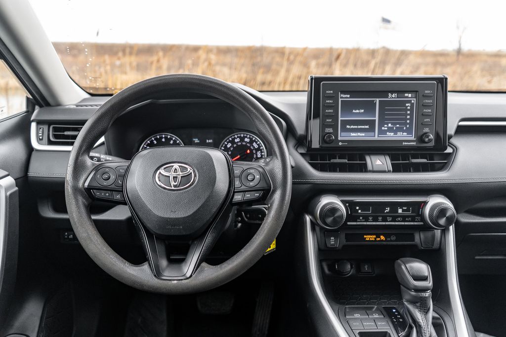 2021 TOYOTA RAV4 - Image 15