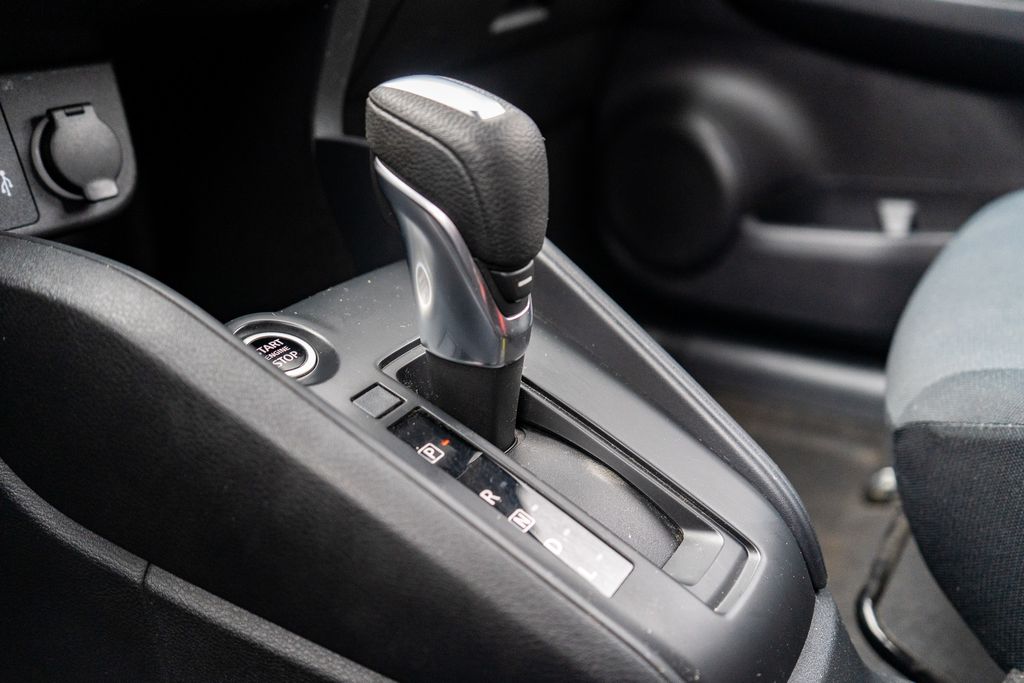 2023 NISSAN KICKS - Image 23