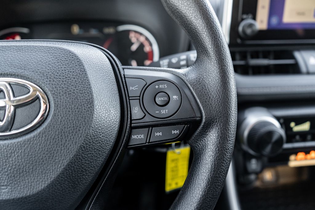 2024 TOYOTA RAV4 - Image 23