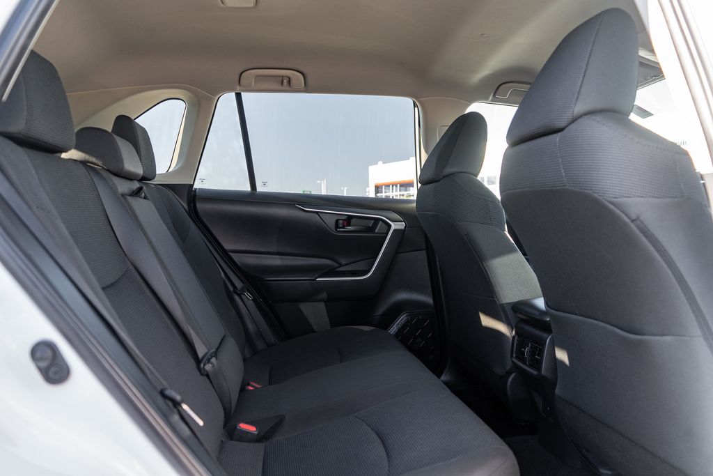 2024 TOYOTA RAV4 - Image 13