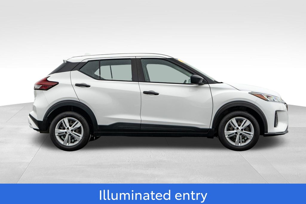 2023 NISSAN KICKS - Image 8