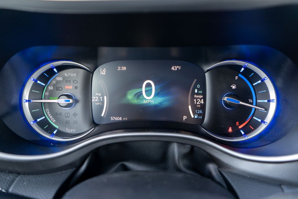 2024 CHRYSLER PACIFICA - Image 26