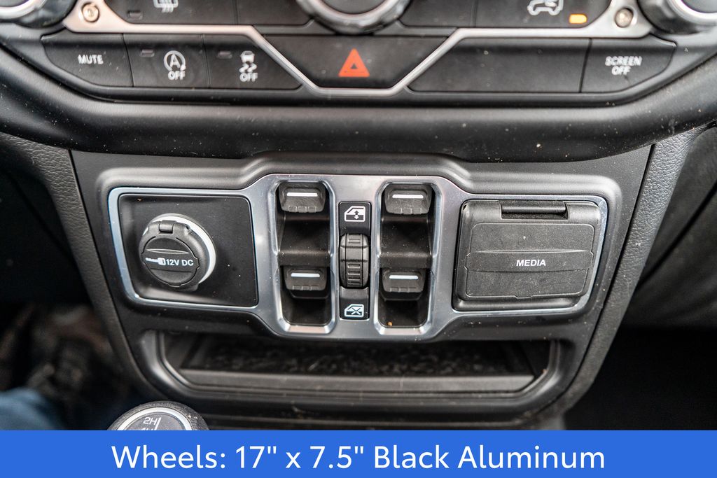 2023 JEEP WRANGLER - Image 25