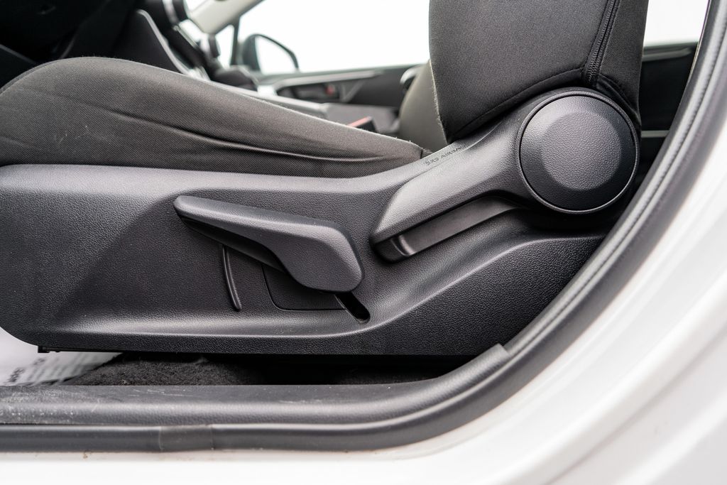 2024 TOYOTA RAV4 - Image 20