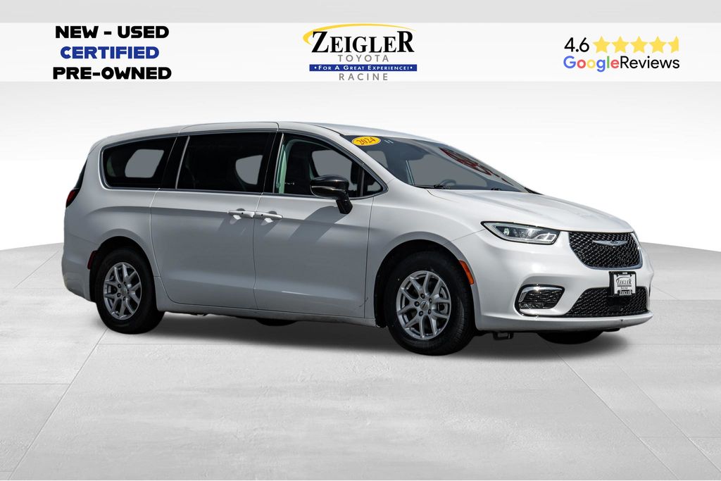 2024 Chrysler Pacifica