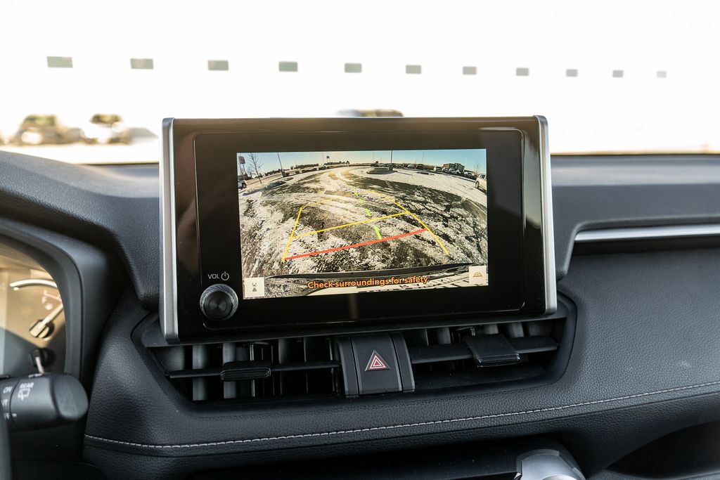 2024 TOYOTA RAV4 - Image 30