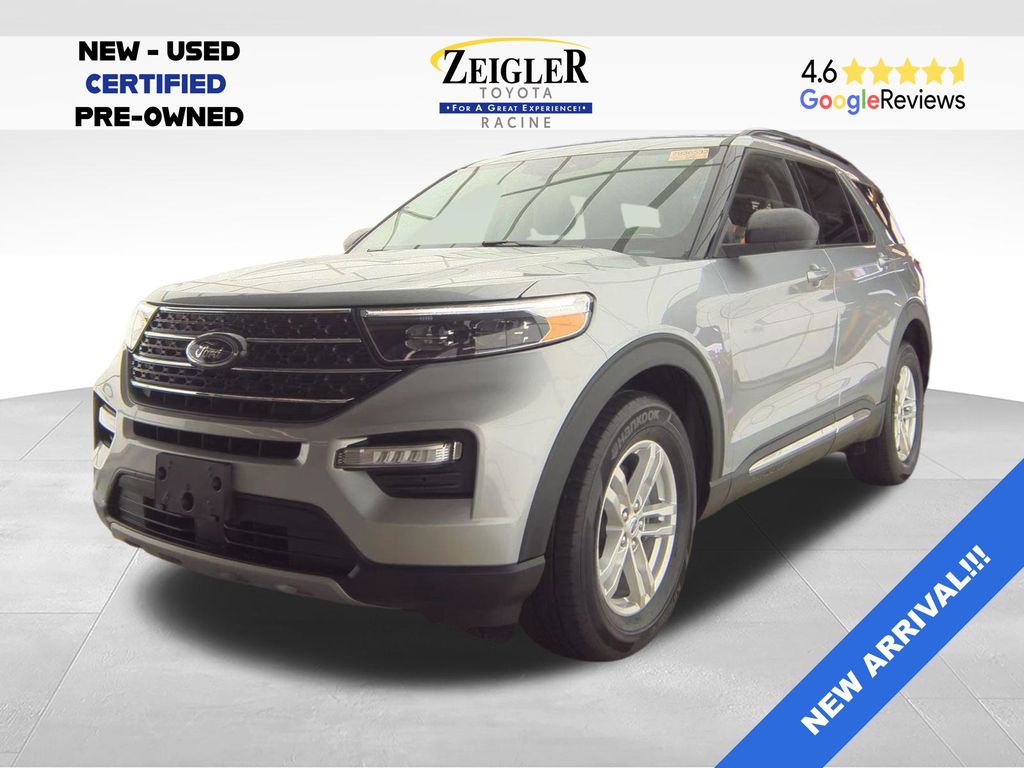 2022 Ford Explorer XLT 4WD's photo