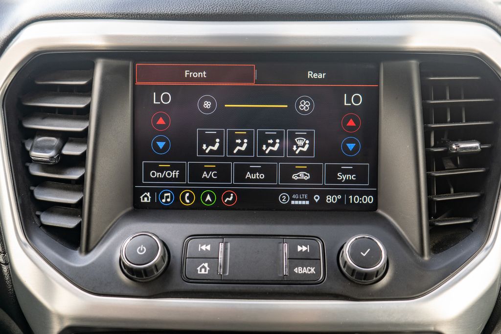 2023 GMC ACADIA - Image 30