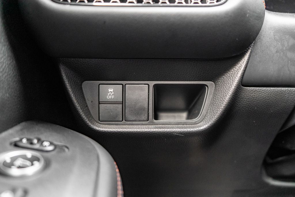 2023 HONDA HR-V - Image 20