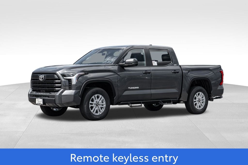 New 2026 Toyota Tundra SR5 SR5 CREWMAX 5.5